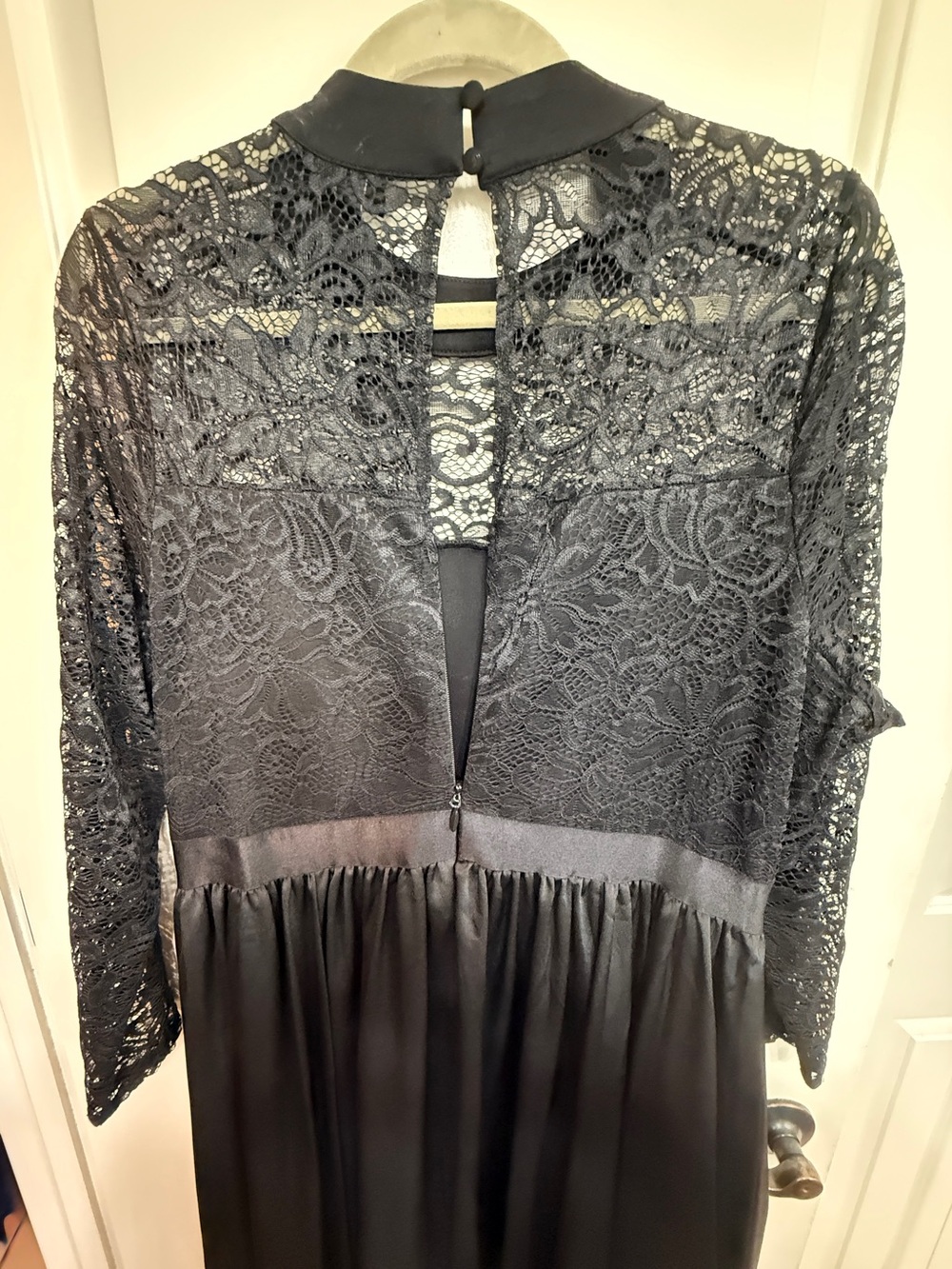 Torrid Black Lace & Satin Long Sleeve Maxi Dress - Picture 5 of 6